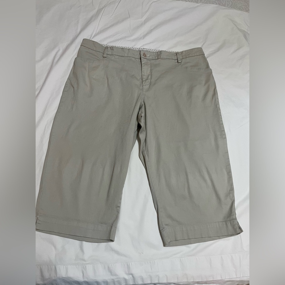Women's Tan Shorts Lee (28)